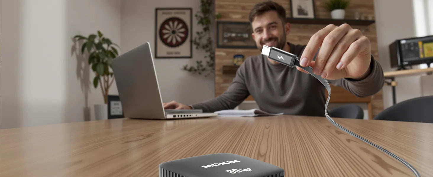 MOKiN 30W Foldable GaN Charger with Built-in Retractable Type C Cable for iPhone